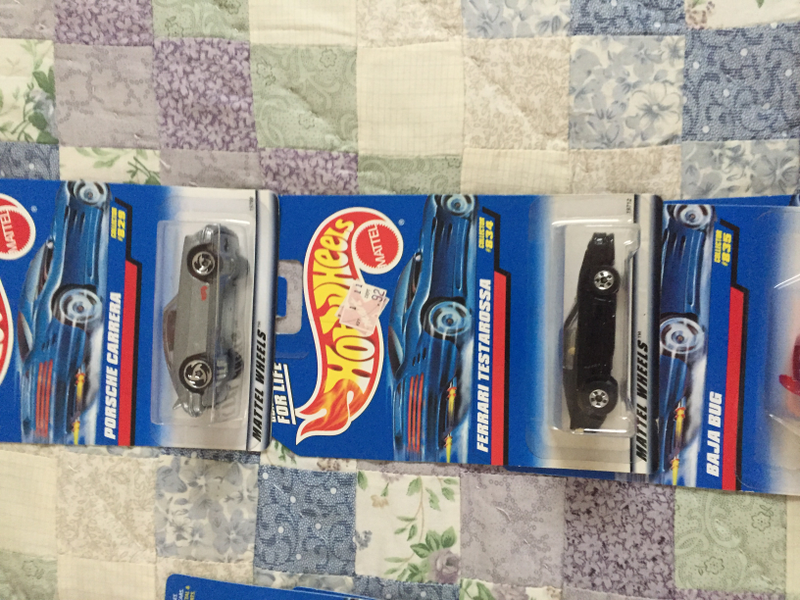 Illustration for article titled Enormous Die-Cast Collection - Box 45 - Let the Hot Wheels Roll...